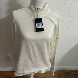 NWT Nike medium Therma dry, fit cream, long sleeve
